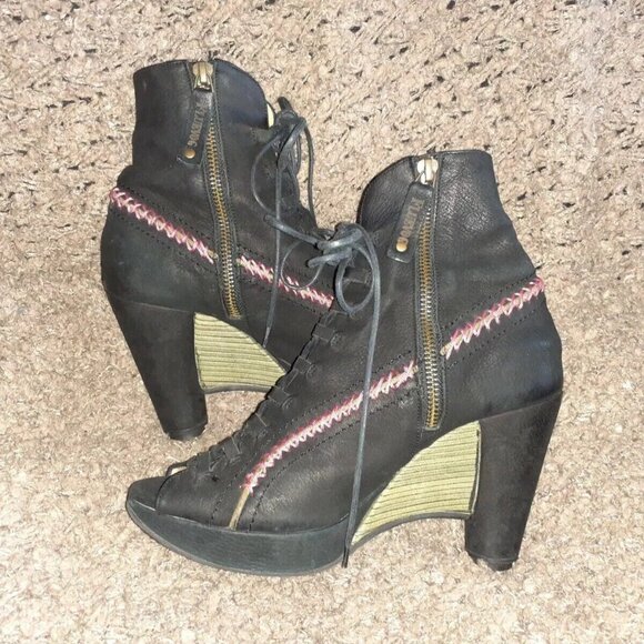 JOHN FLUEVOG-WRITES Angelou-Black Nubuck Leather-Peep-Toe-SZ 7-Excellent - Picture 7 of 11